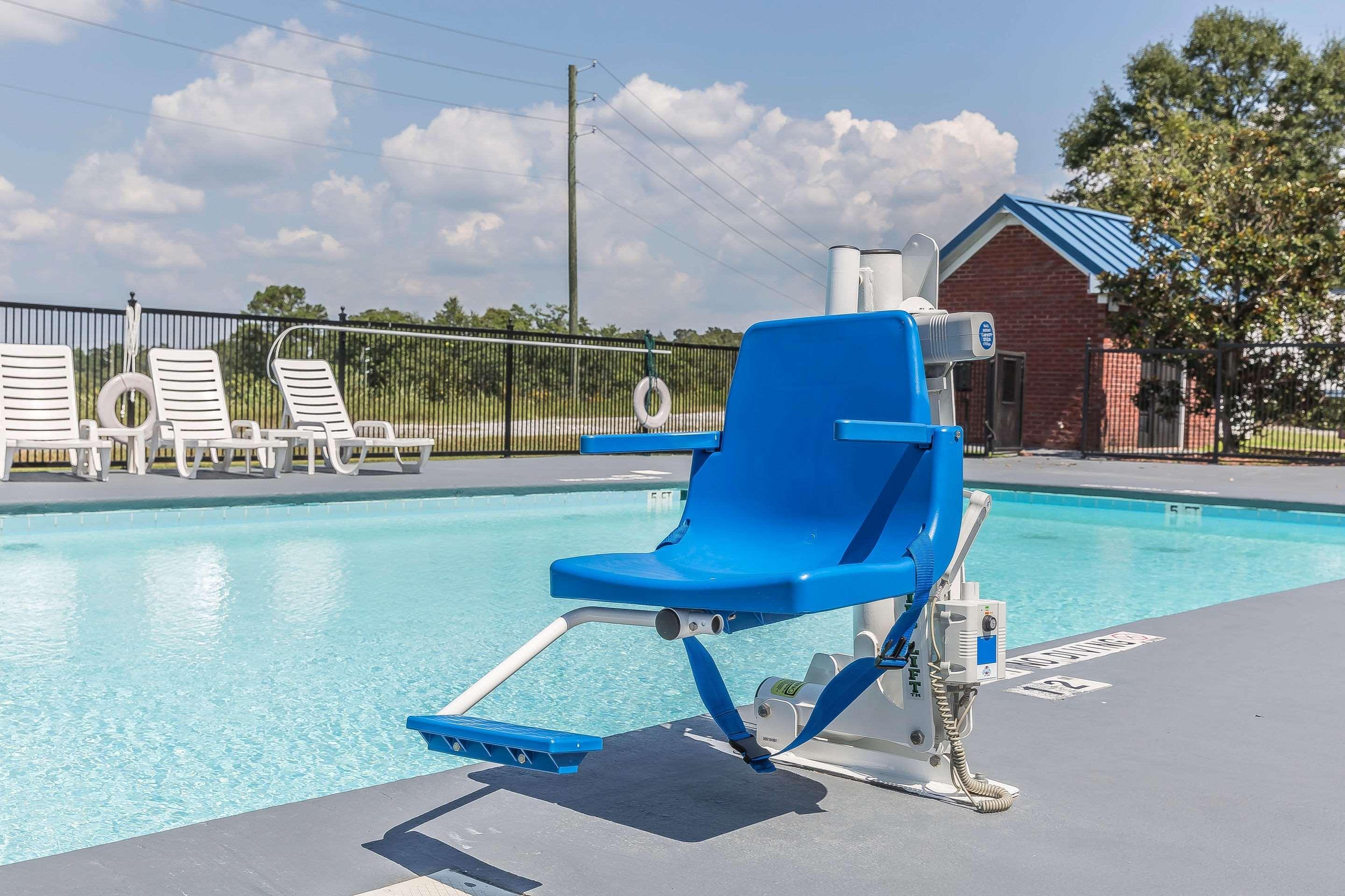Quality Inn Calera Exterior photo