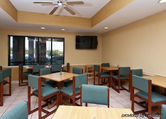 Quality Inn Calera Restaurant photo